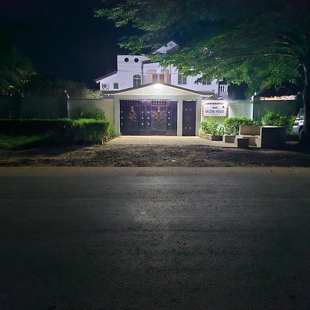 64 Zenj House Luxury Airport B&B Mbweni Exteriér fotografie