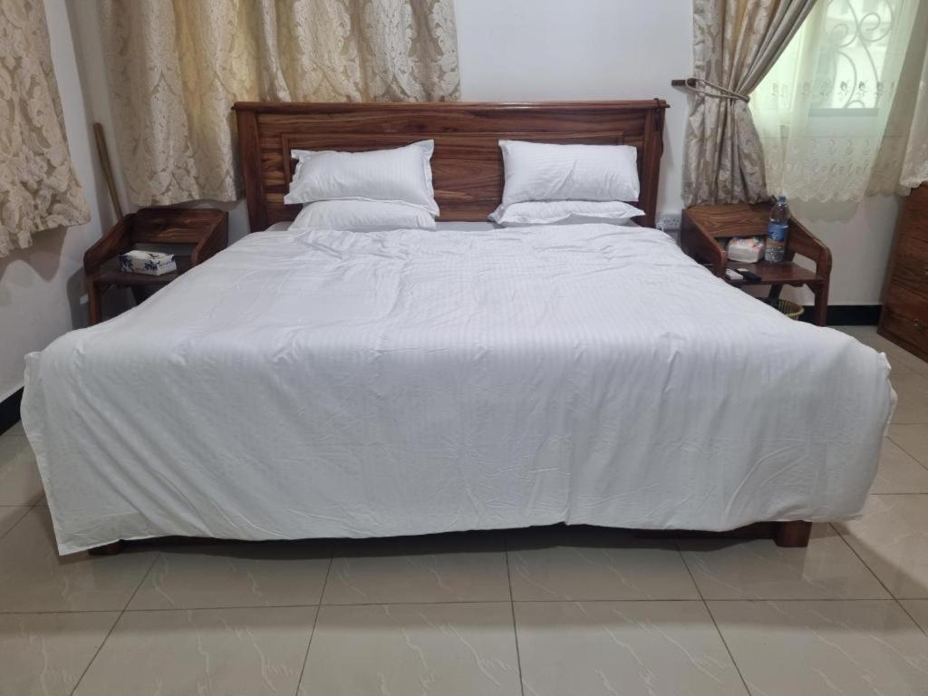 64 Zenj House Luxury Airport B&B Mbweni Exteriér fotografie
