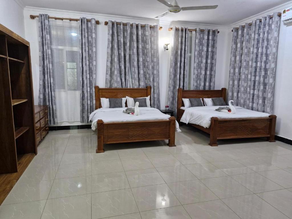 64 Zenj House Luxury Airport B&B Mbweni Exteriér fotografie