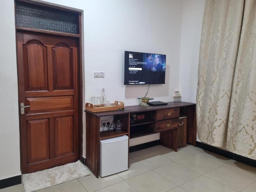 64 Zenj House Luxury Airport B&B Mbweni Exteriér fotografie