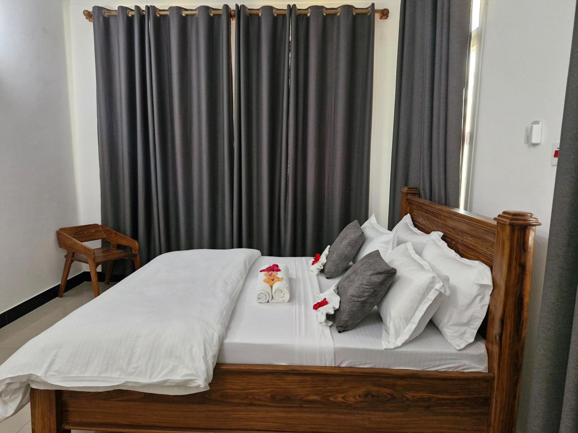 64 Zenj House Luxury Airport B&B Mbweni Exteriér fotografie