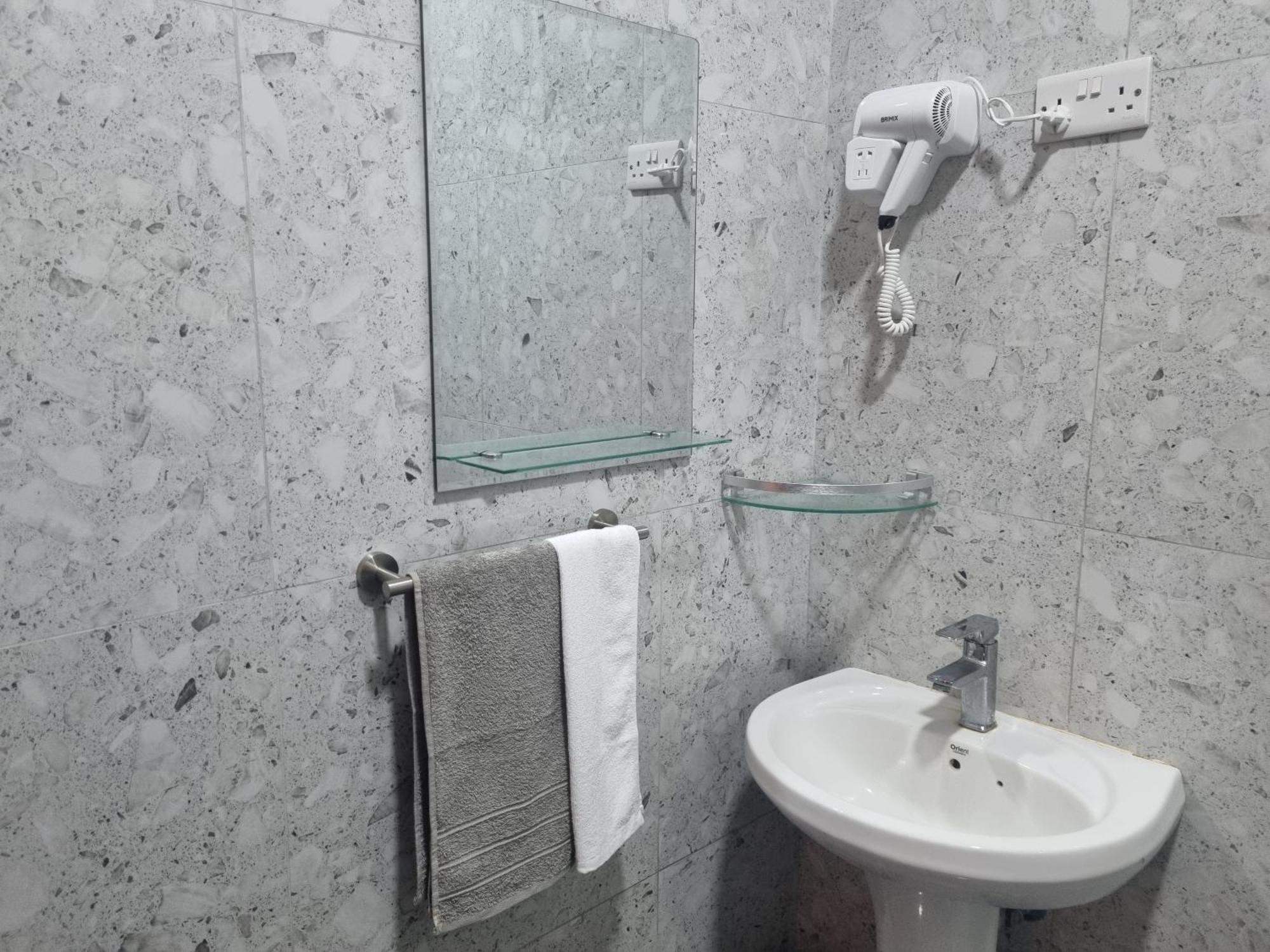 64 Zenj House Luxury Airport B&B Mbweni Exteriér fotografie