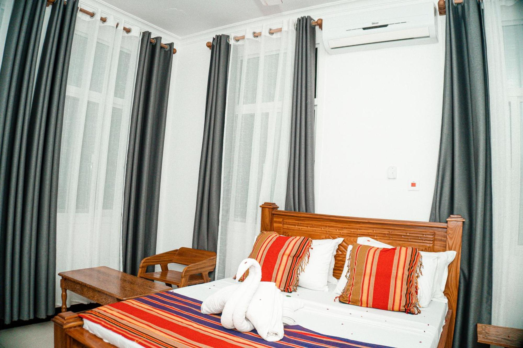 64 Zenj House Luxury Airport B&B Mbweni Exteriér fotografie