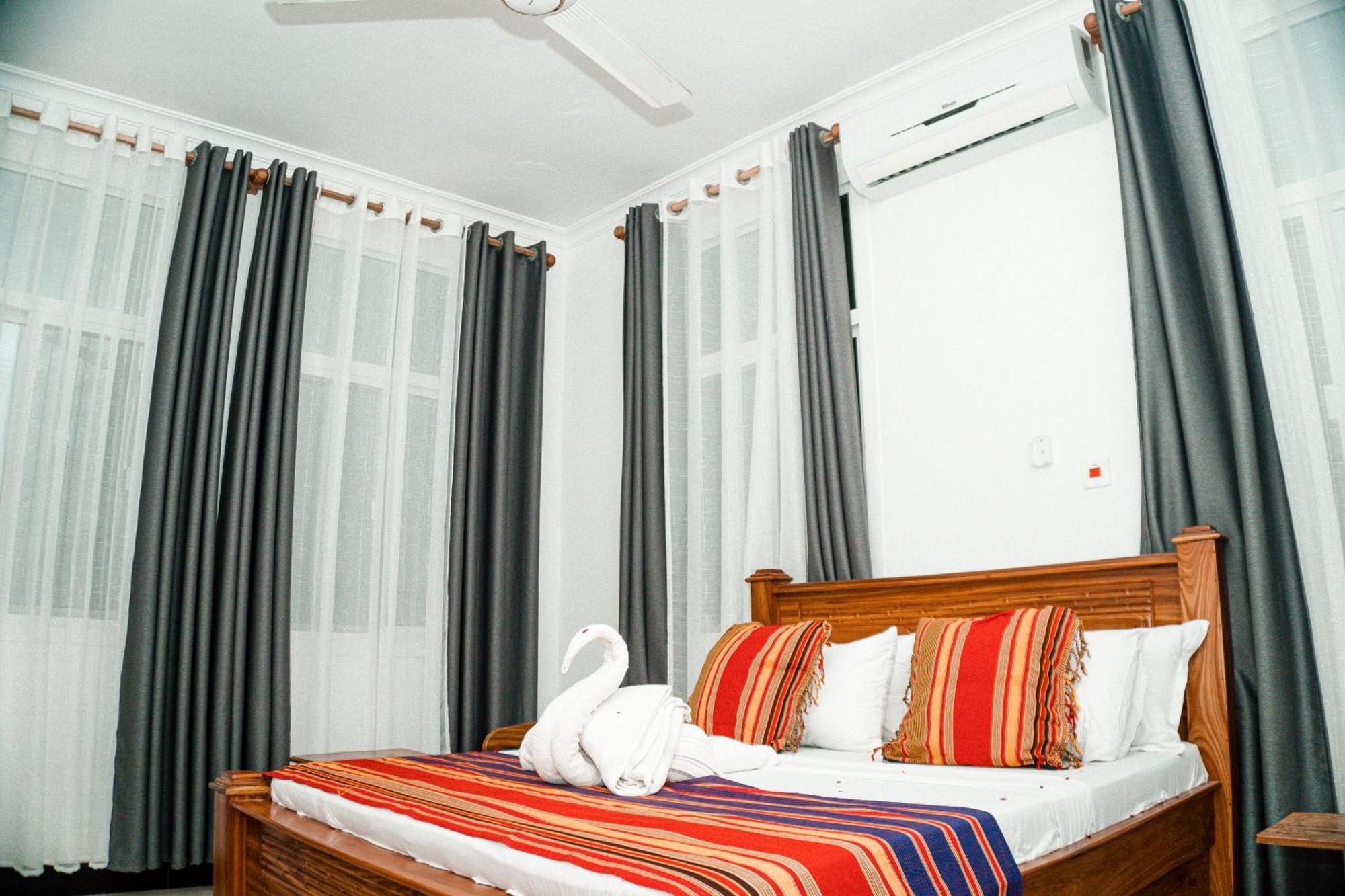 64 Zenj House Luxury Airport B&B Mbweni Exteriér fotografie