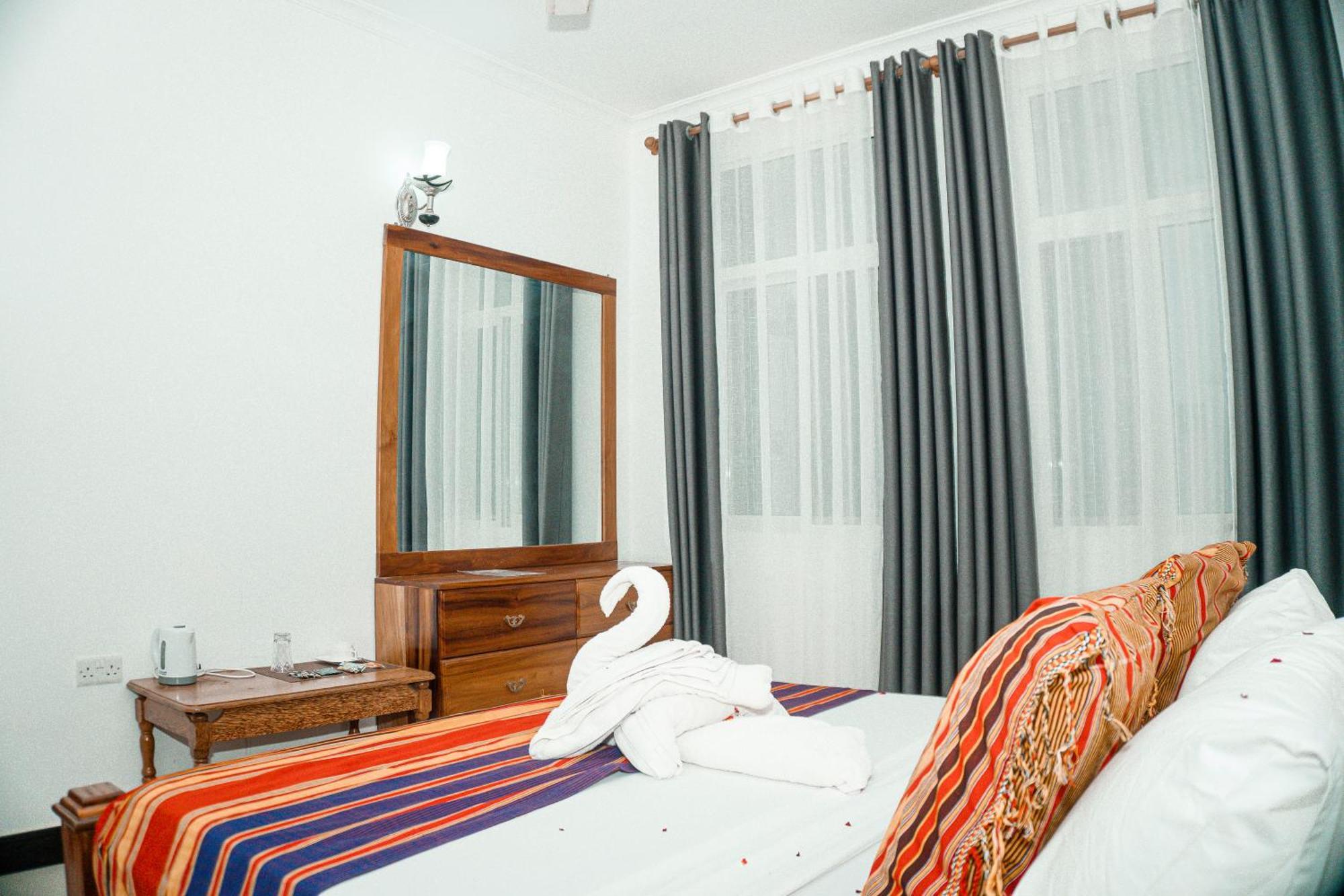 64 Zenj House Luxury Airport B&B Mbweni Exteriér fotografie